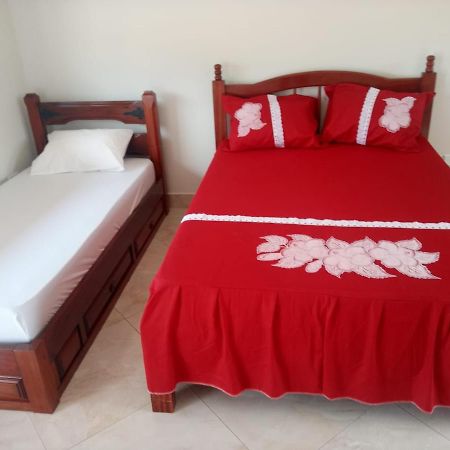 Casa Nova Com Piscina Proxima A Praia E Menos De 3Km Do Centro De Убатуба Экстерьер фото